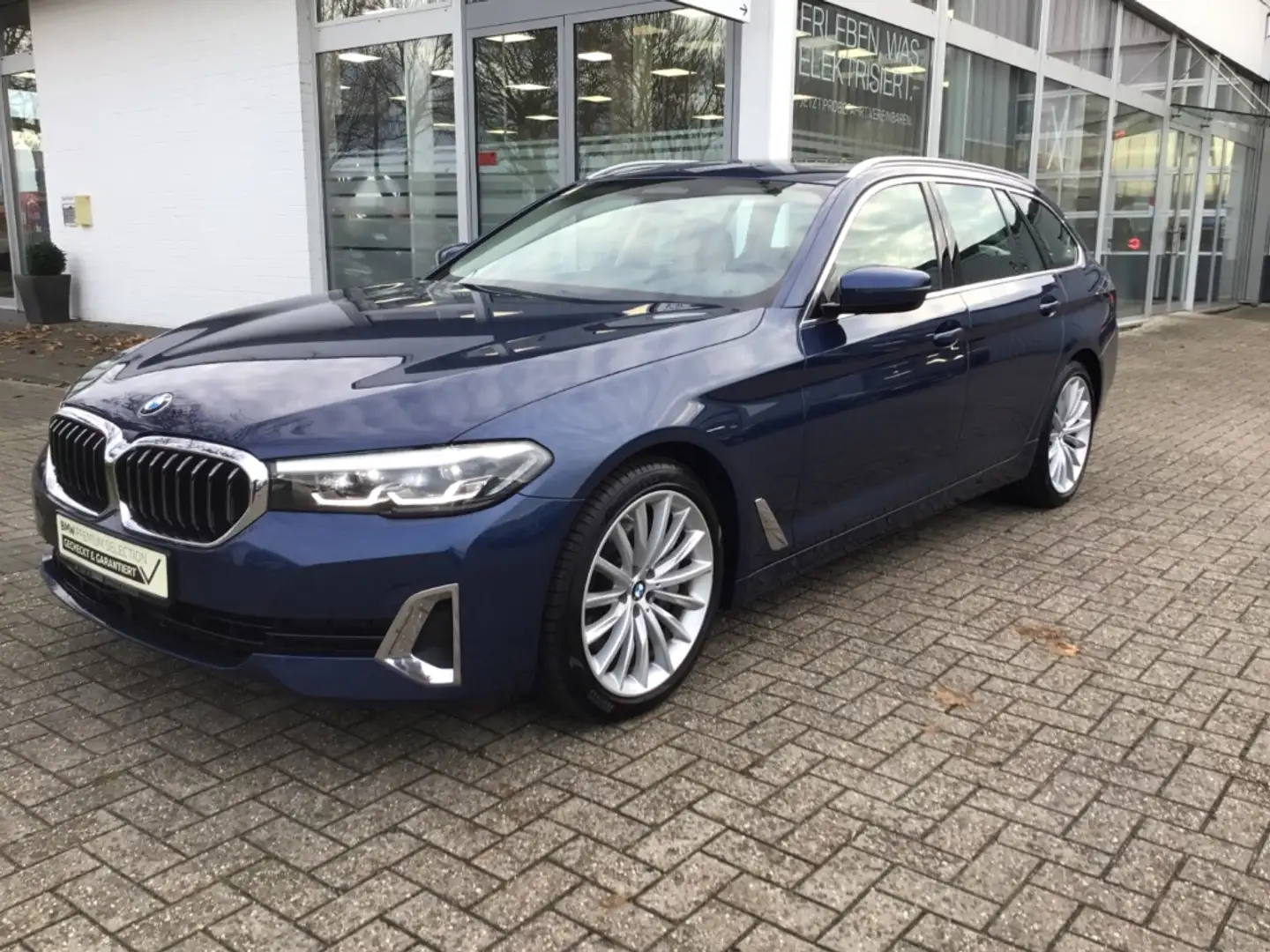 BMW 530 d Touring xDrive Luxury Line ACC/Panorama/HiFi/Liv Bleu - 1