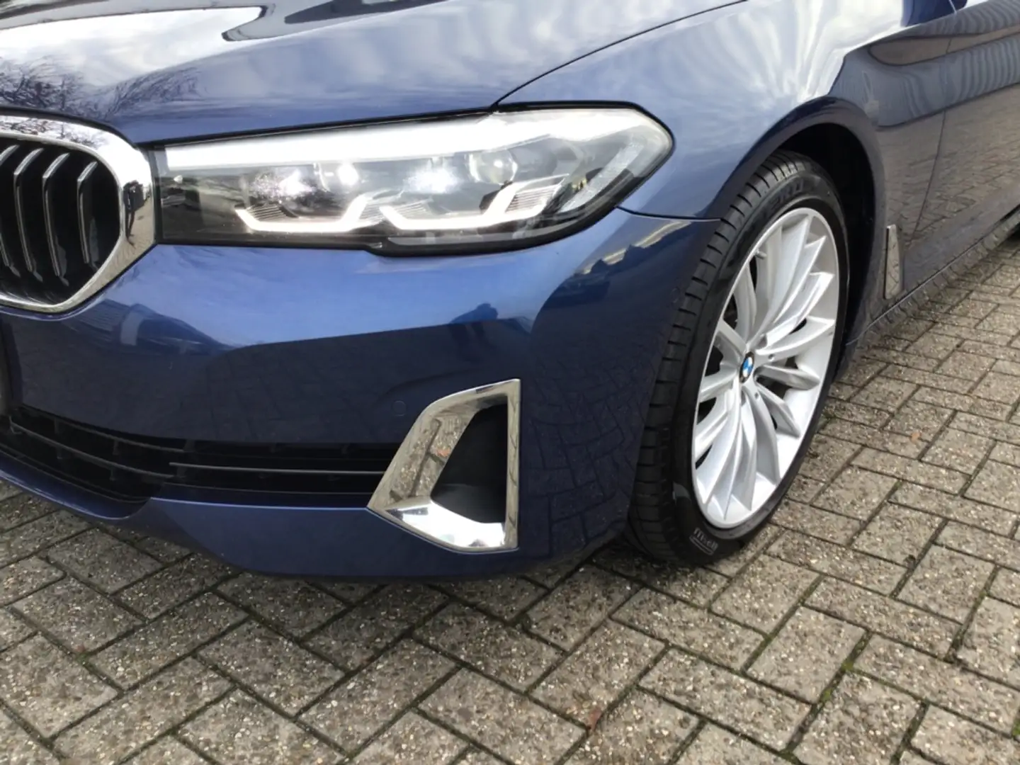 BMW 530 d Touring xDrive Luxury Line ACC/Panorama/HiFi/Liv Bleu - 2