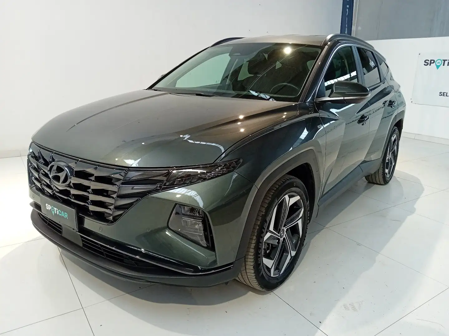 Hyundai TUCSON Tucson 1.6 T-GDI 48V Exellence Gris - 1