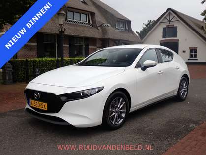 Mazda 3 2.0 e-SkyActiv-G M Hybrid HEADUP / ACC / CARPLAY /