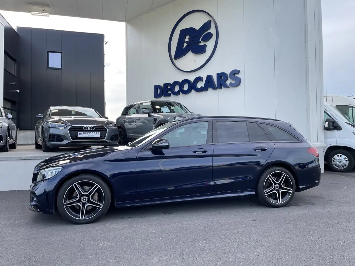 Mercedes-Benz C 200 AMG Pakket / Multi beam lichten / Automaat / Alca Blau - 2