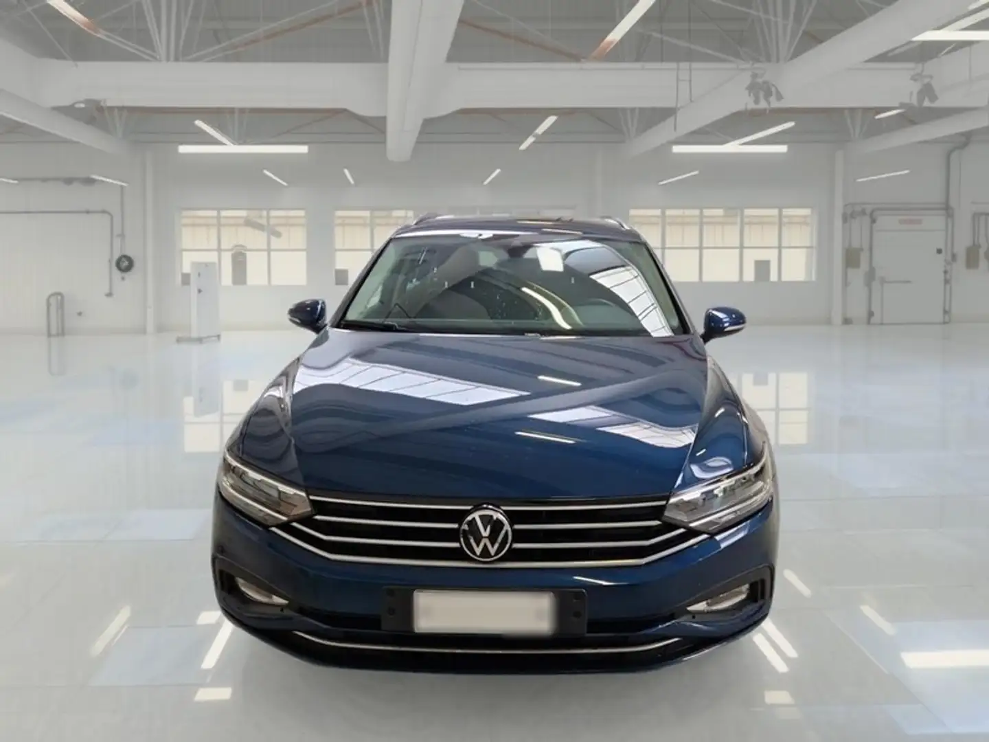 Volkswagen Passat Variant 2.0 TDI SCR EVO 90kW Business DSG - 2