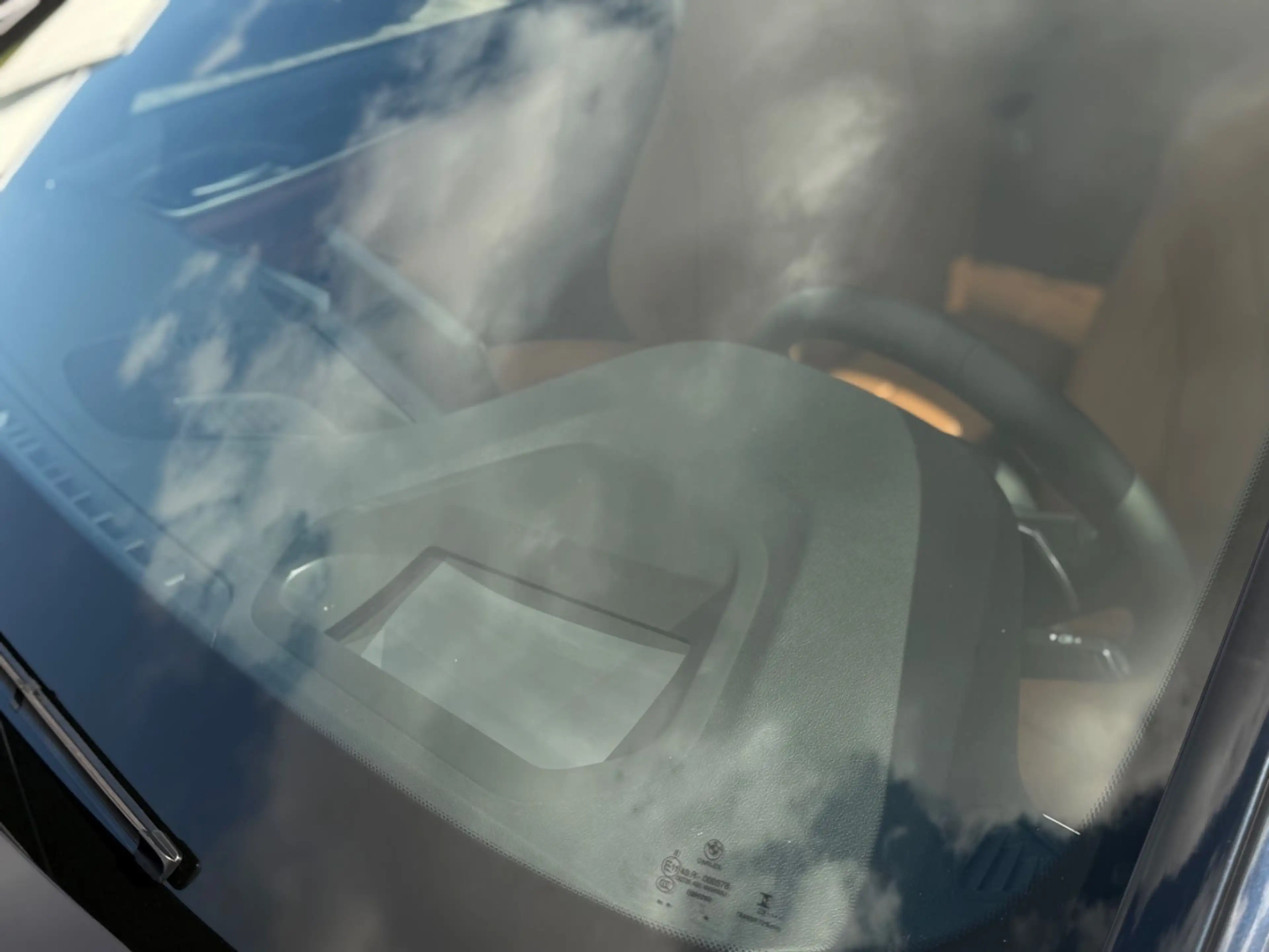 BMW 520 d xDrive M-Paket *Head-up*AHK*ACC*Kamera* — photo 39