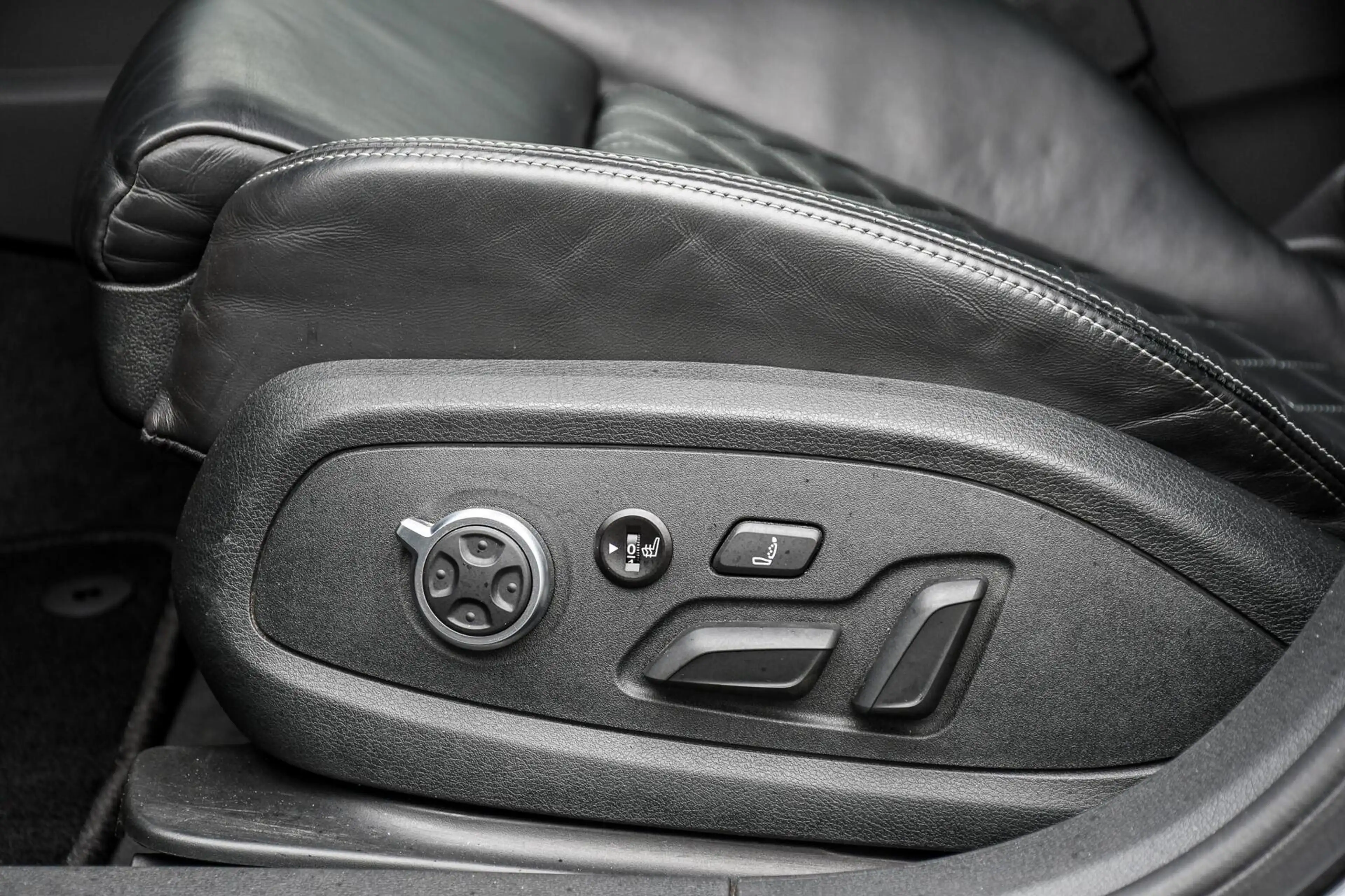 Audi S4 Avant 3.0 TFSI Quattro Pro Line Plus Panoramadak R — photo 8