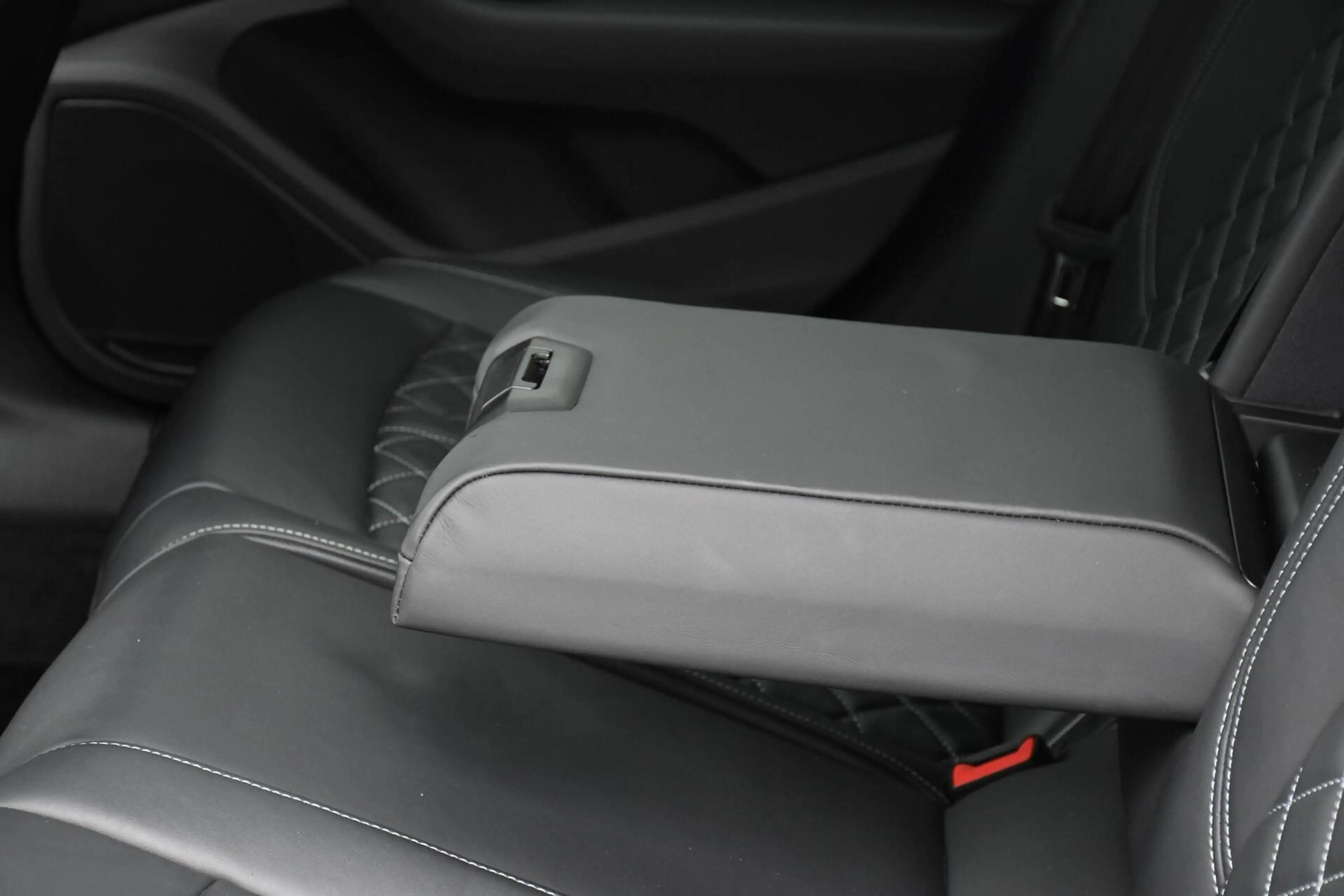 Audi S4 Avant 3.0 TFSI Quattro Pro Line Plus Panoramadak R — photo 48
