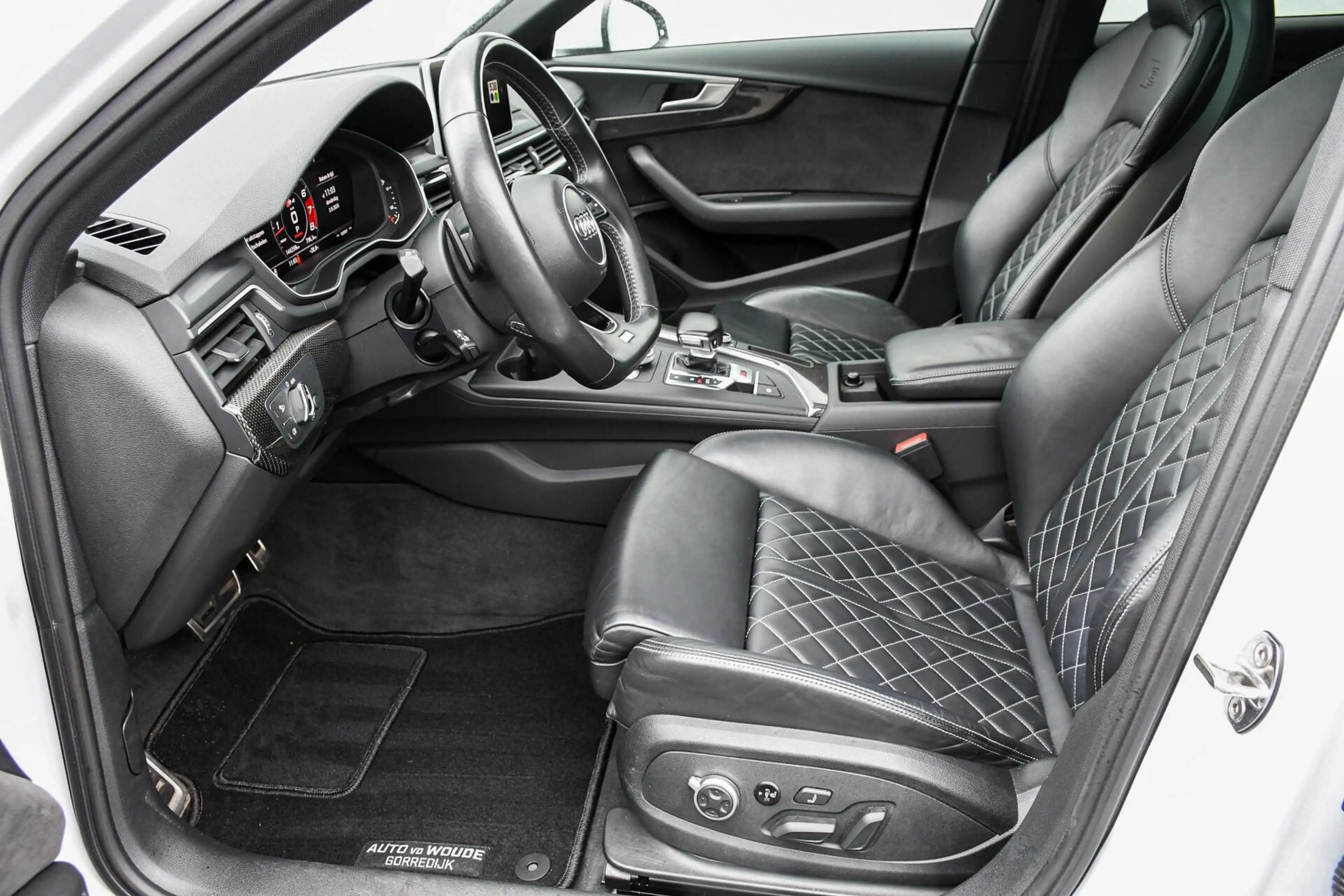 Audi S4 Avant 3.0 TFSI Quattro Pro Line Plus Panoramadak R — photo 7