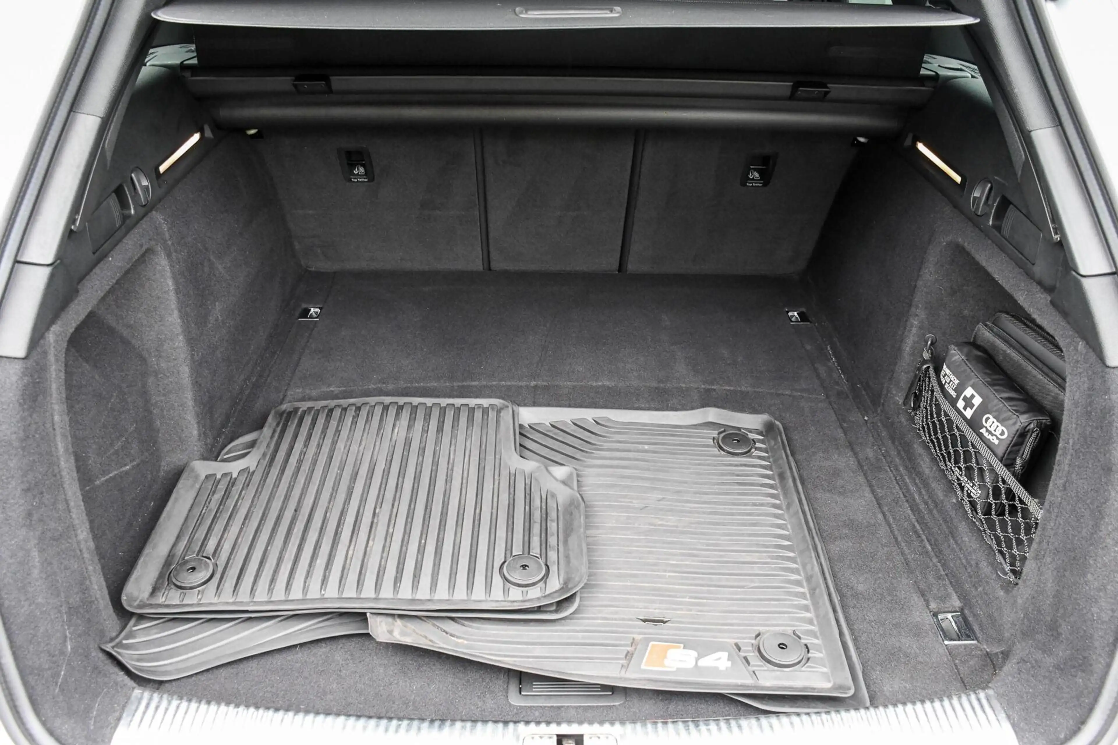 Audi S4 Avant 3.0 TFSI Quattro Pro Line Plus Panoramadak R — photo 39