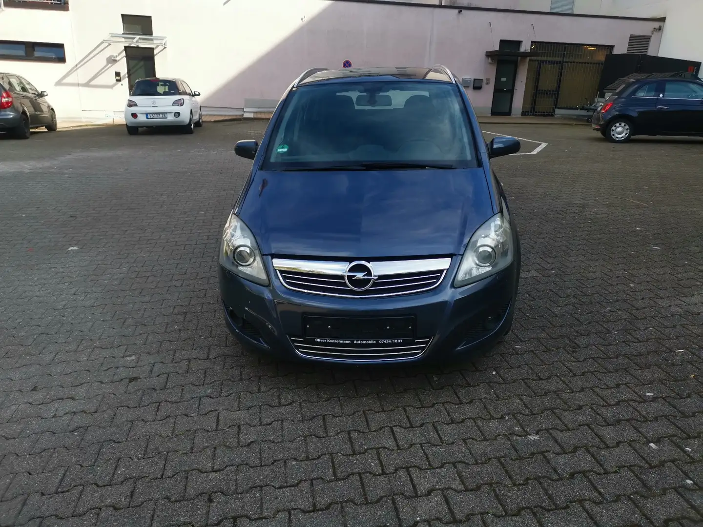 Opel Zafira 1.8 Innovation AHK Xenon ,7sitze - 1