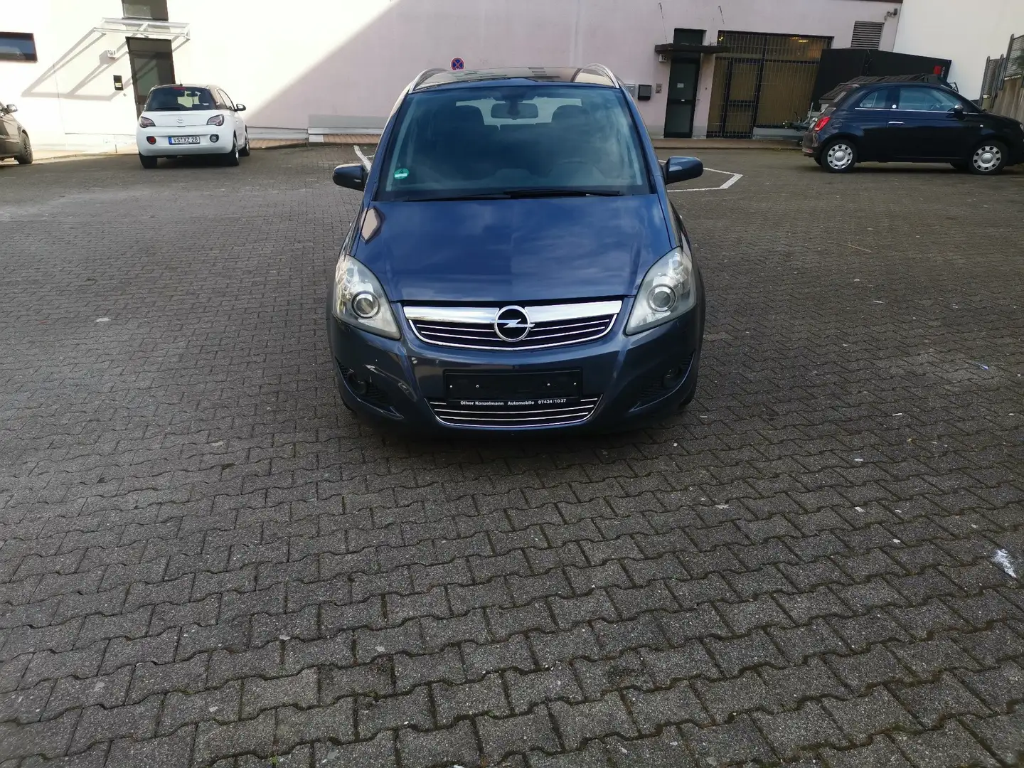 Opel Zafira 1.8 Innovation AHK Xenon ,7sitze - 2