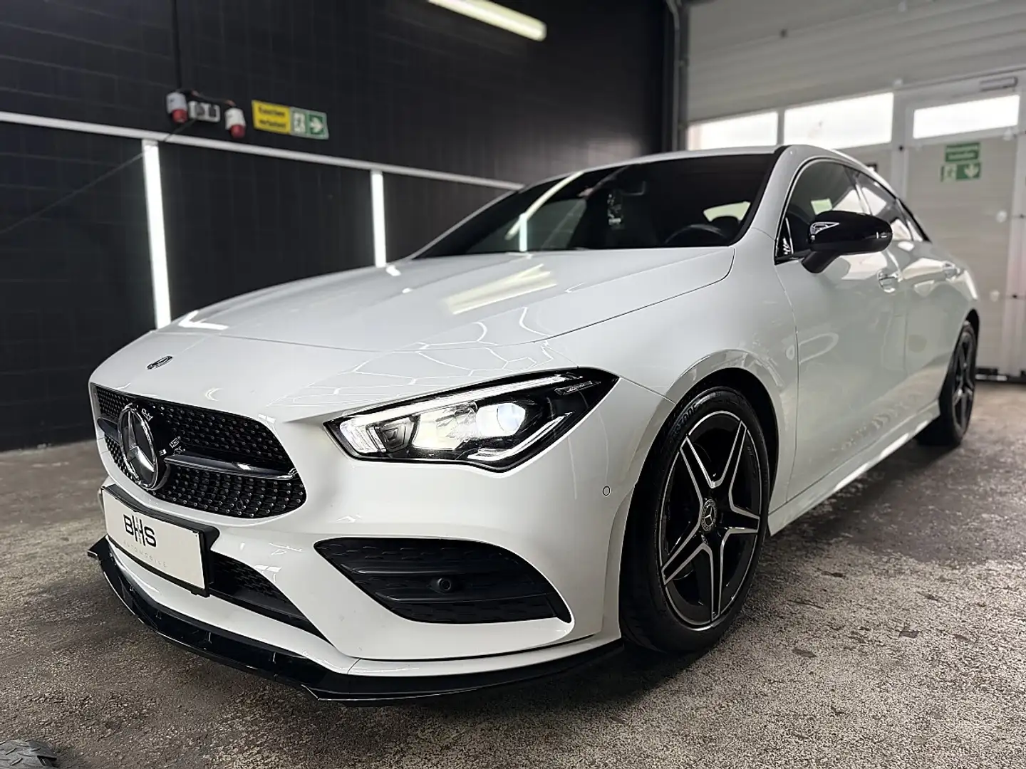 Mercedes-Benz CLA 200 d AMG Line (EURO 6d) Weiß - 1