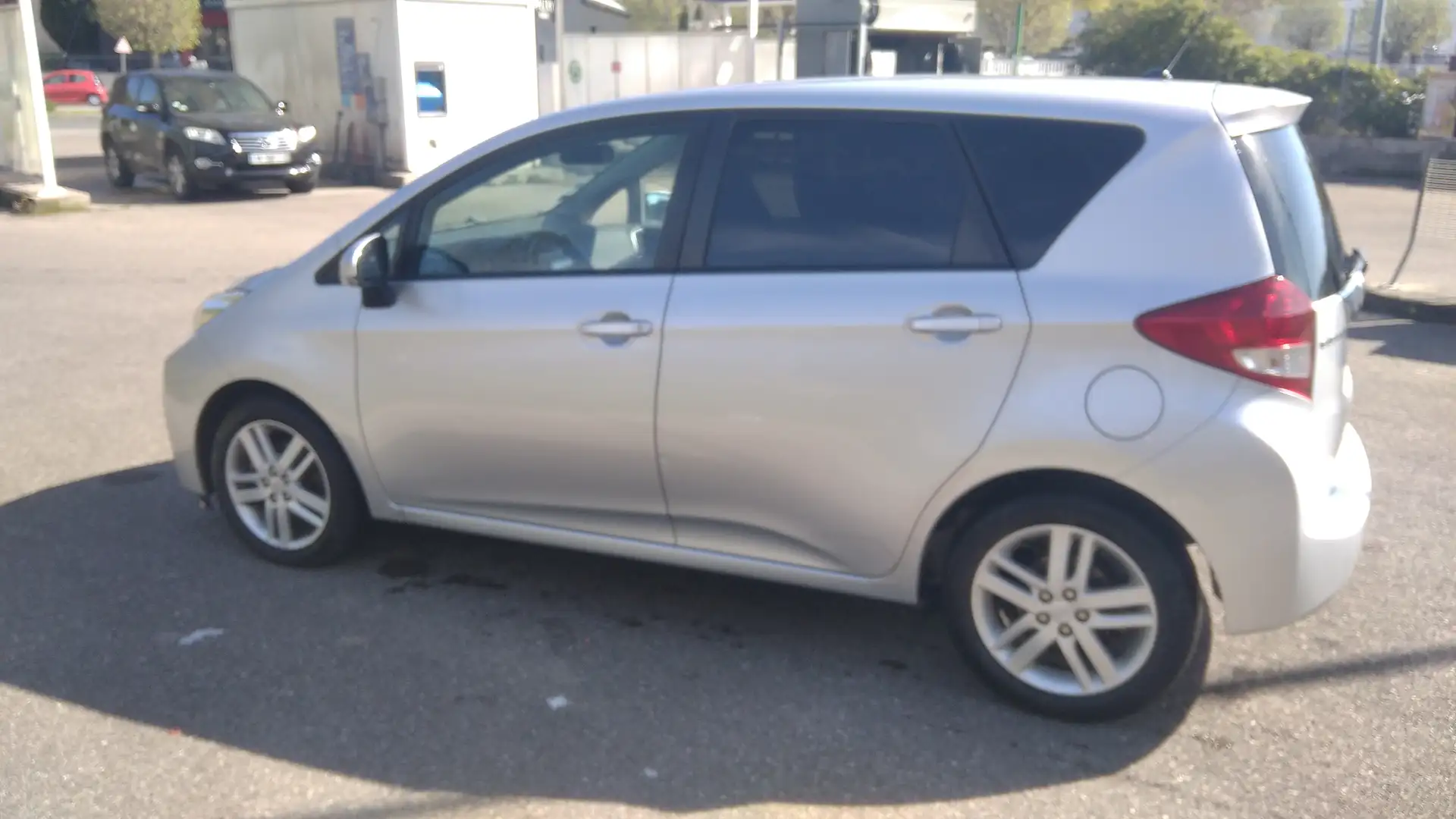 Subaru Trezia Trezia 1.4D 90 L Gris - 2