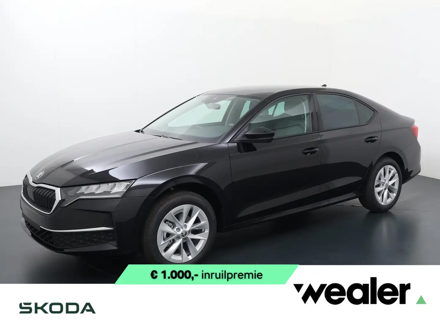 Skoda Octavia First Edition 1.5 TSI m-HEV 115 pk DSG | Automaat Zwart - 1