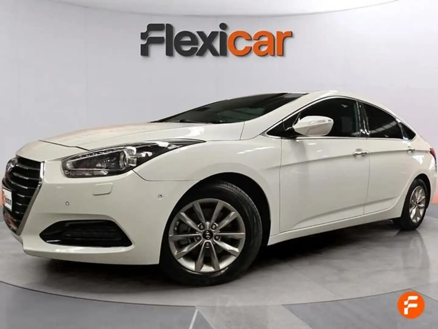 Hyundai i40 1.7CRDI Bluedrive Essence Blanco - 2