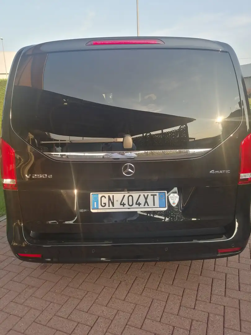 Mercedes-Benz V 250 premium extralong 4 matic Black - 2