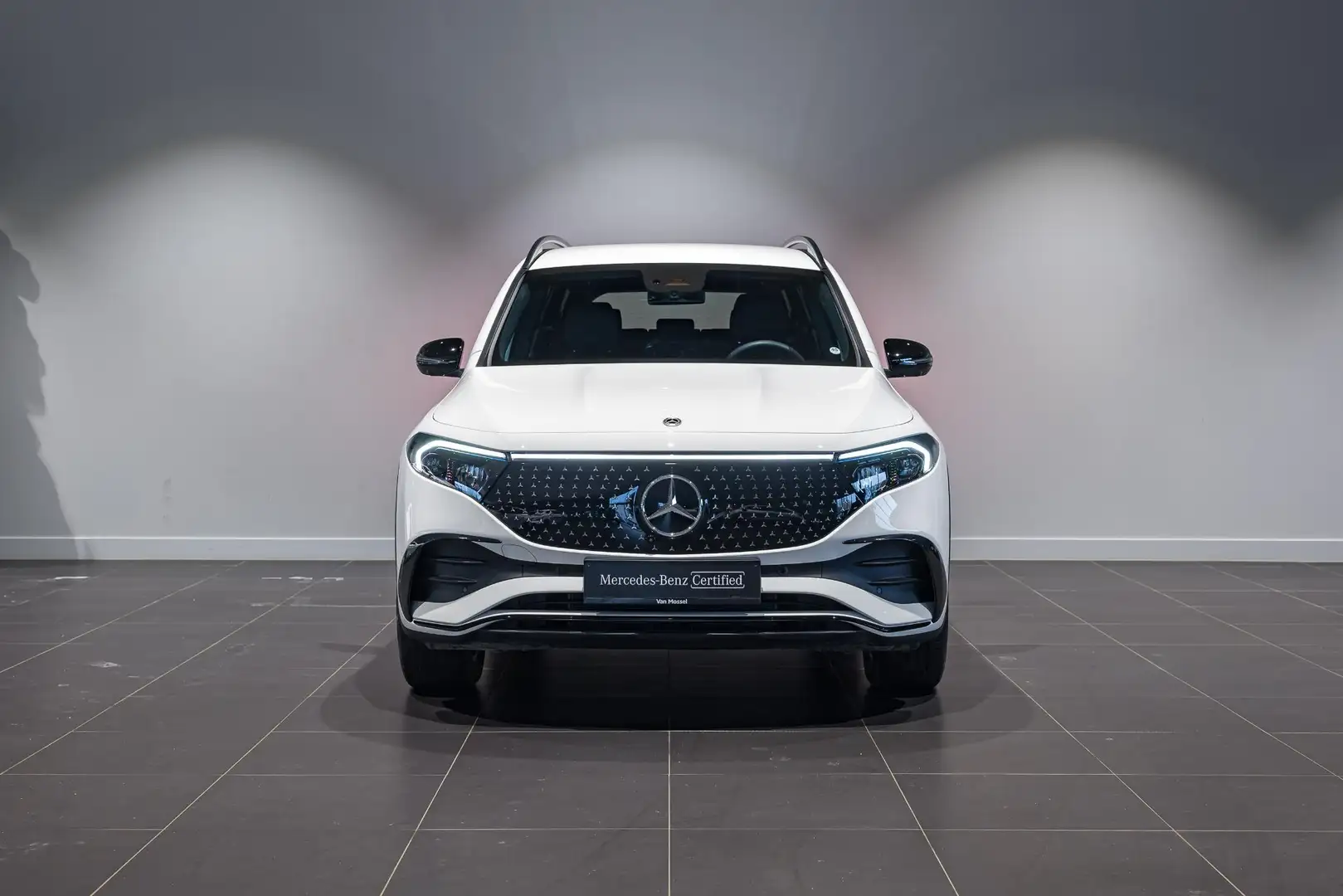 Mercedes-Benz EQB 300 + AMG LINE | NIGHT PACK | Star Edition Blanc - 2