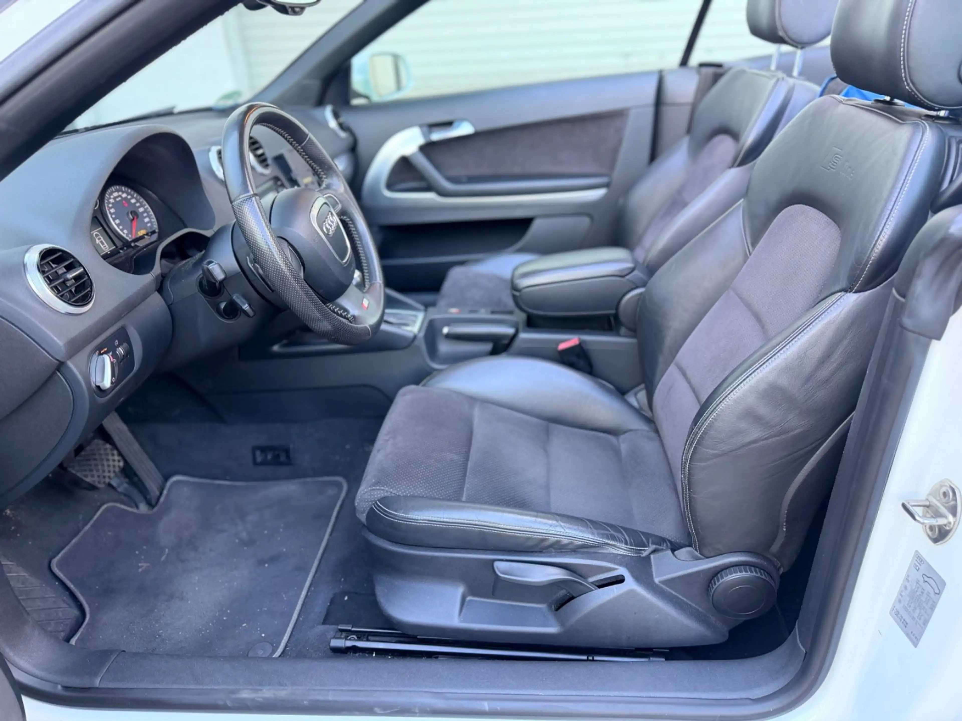 Audi A3 Cabriolet S Line Sportpaket Motor überholt !! — photo 11