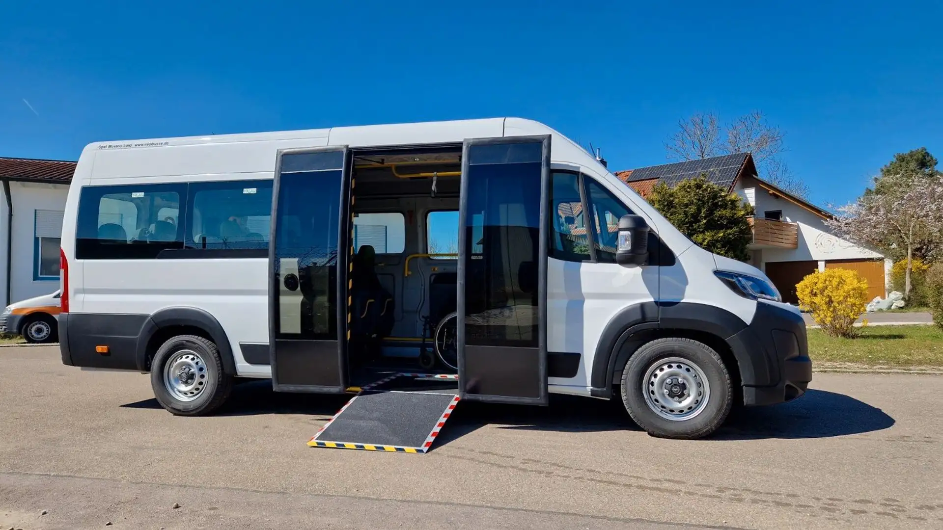 Fiat Ducato Opel Movano gleich Ducato Bürgerbus Niederflur R Weiß - 2