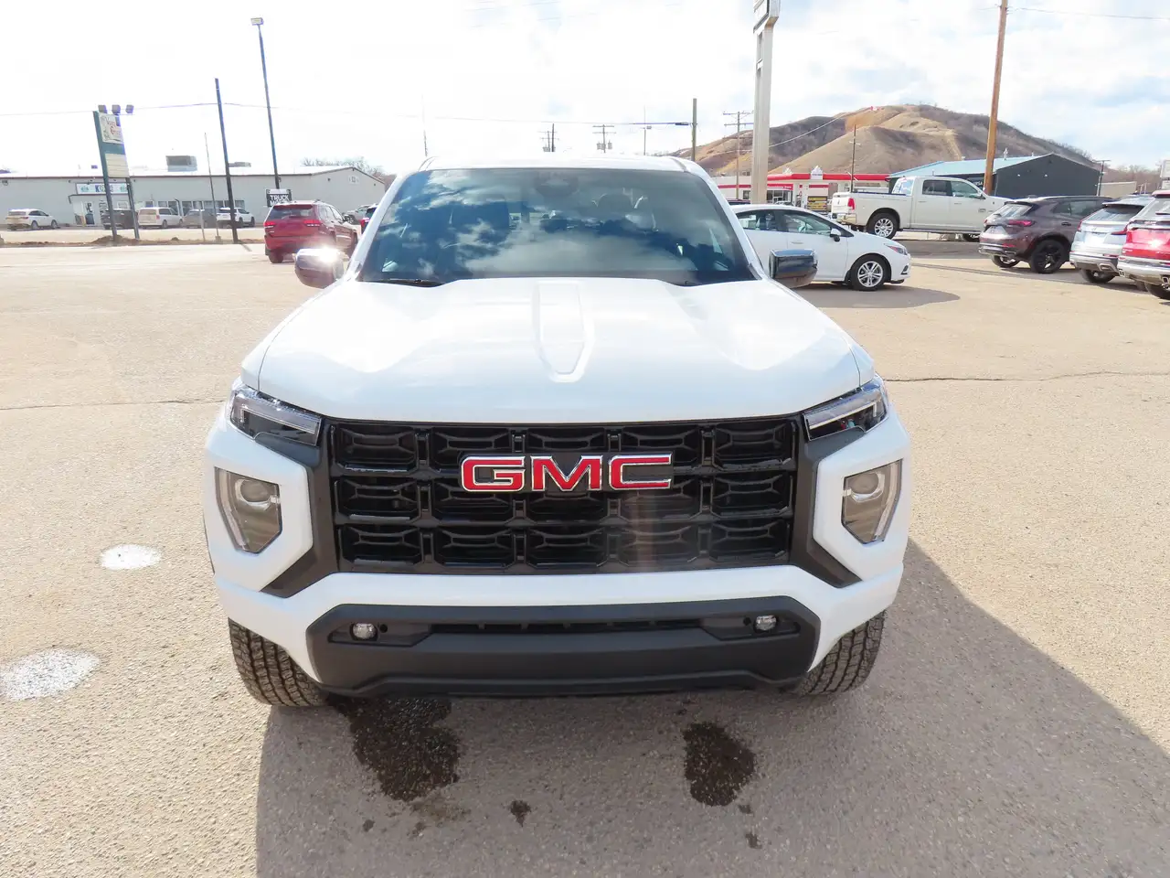 GMC Canyon снимка GMC Canyon