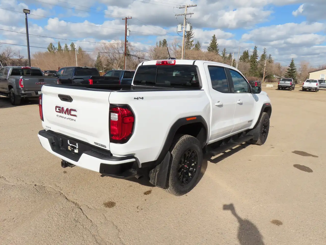 GMC Canyon снимка GMC Canyon