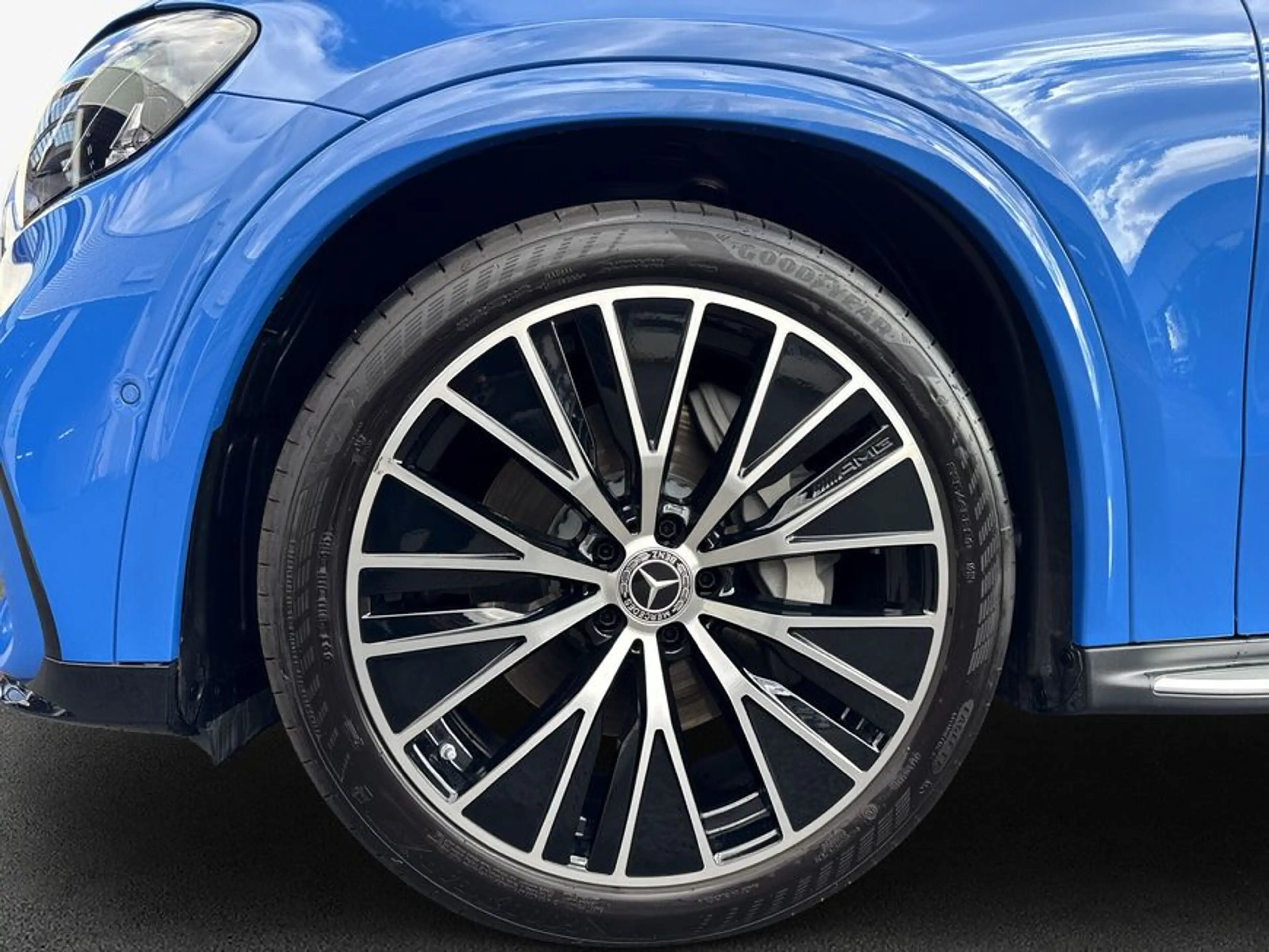 Mercedes-Benz GLC 400 GLC elektrisch — photo 8