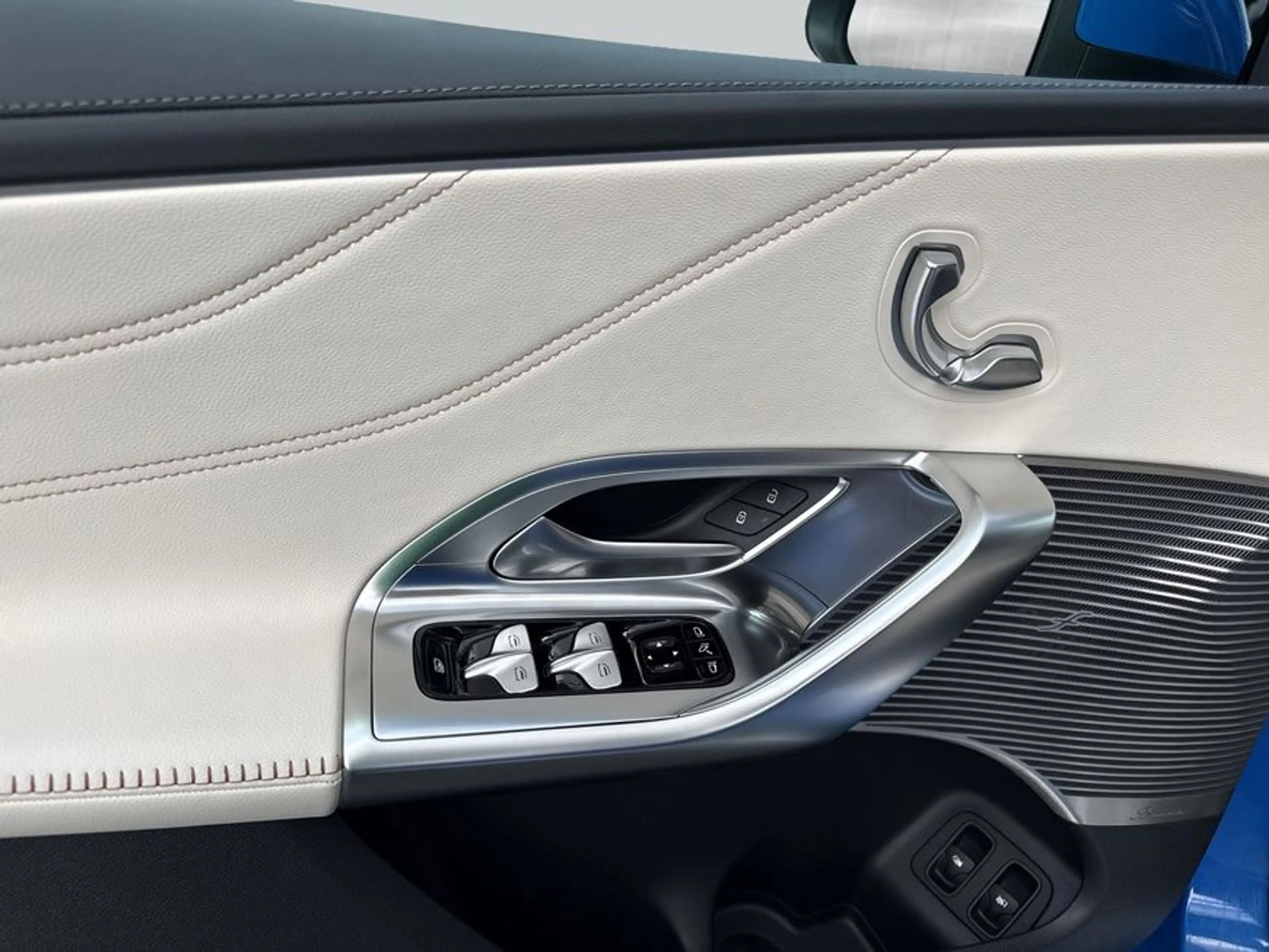 Mercedes-Benz GLC 400 GLC elektrisch — photo 20