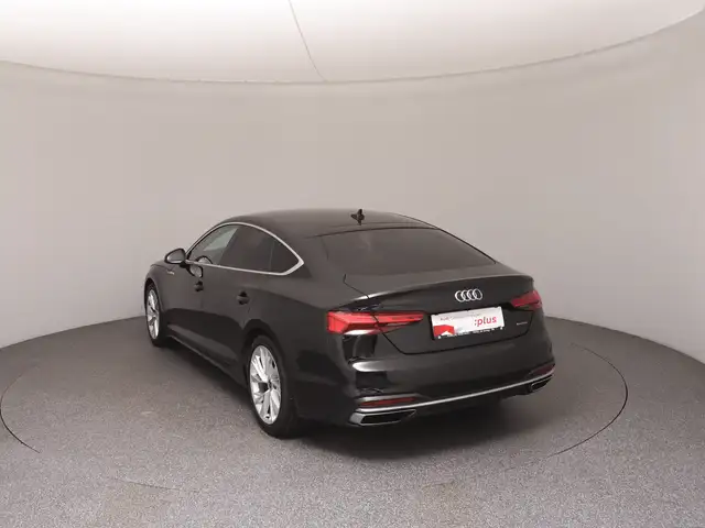 Audi A5 view 5