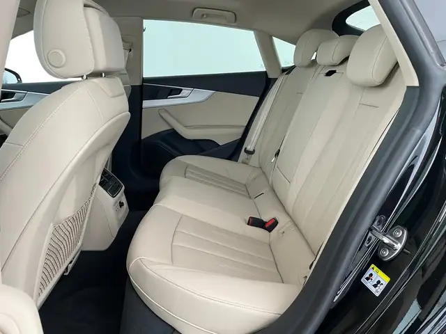 Audi A5 view 13