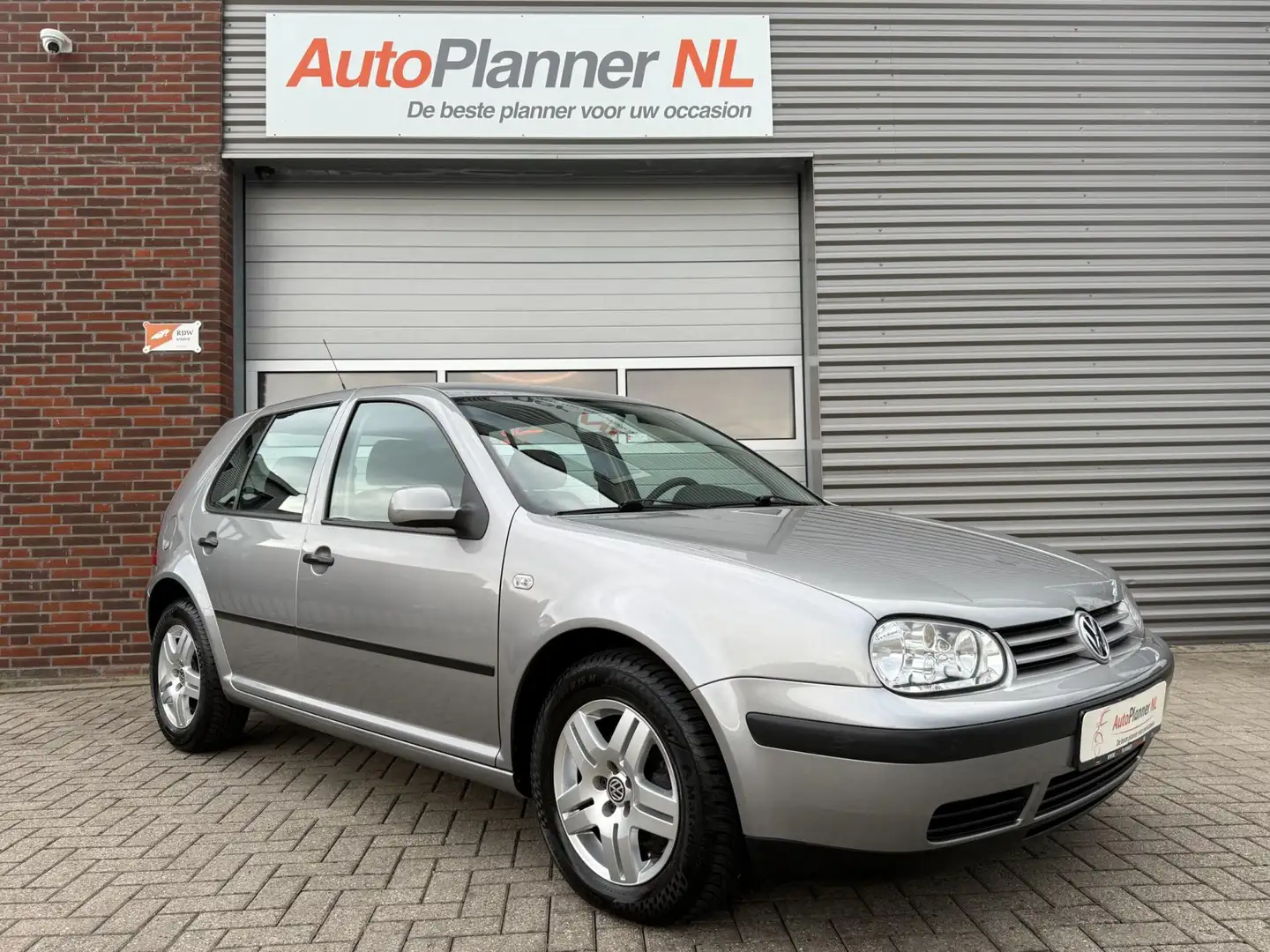 Volkswagen Golf IV 1.6 Special! Automaat! Clima! *69.872KM*! Gris - 1