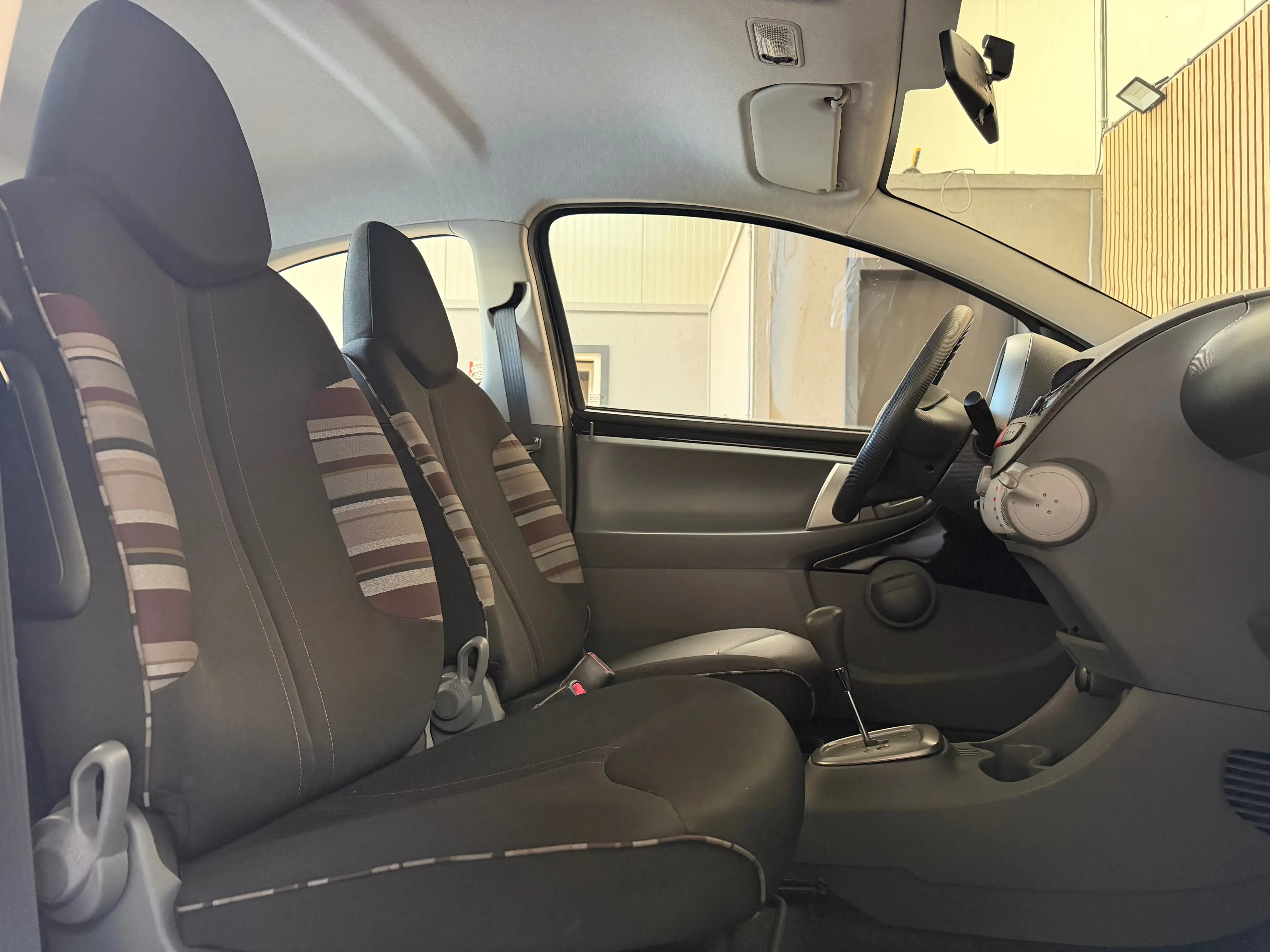 Citroen C1 /// BOITE AUTOMATIQUE \\\ ** 19.000KM** — photo 8