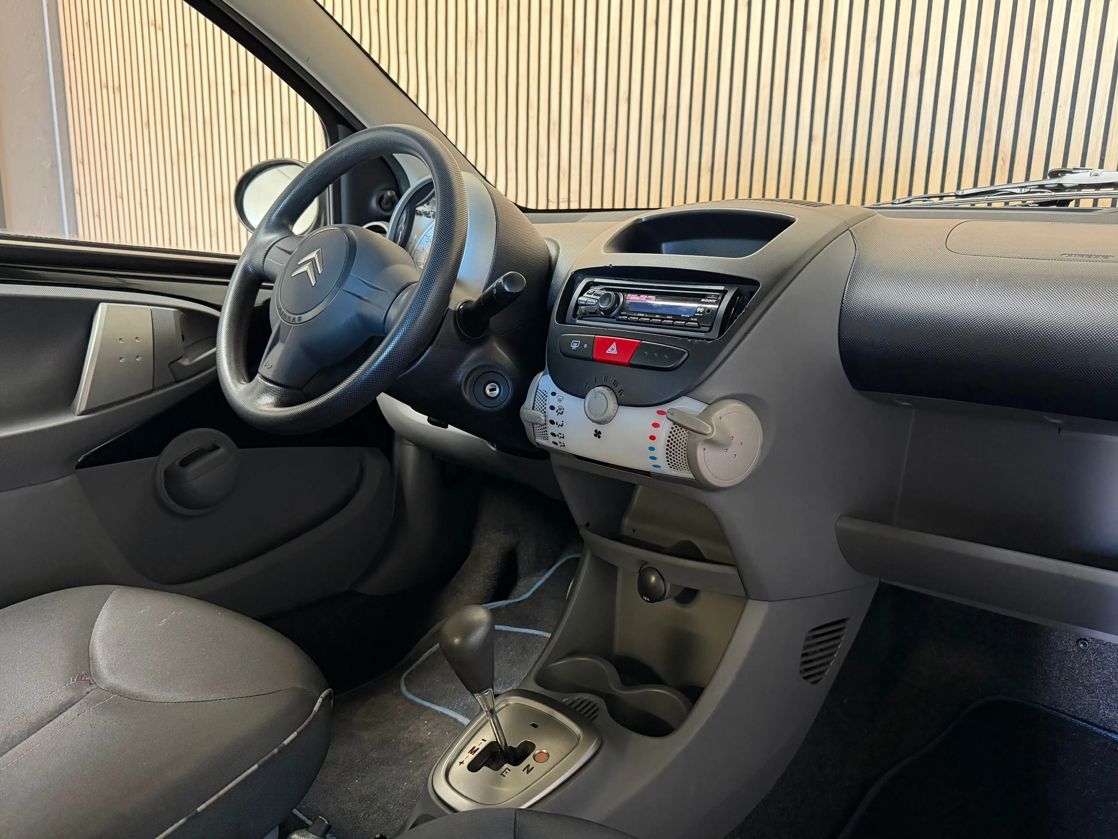 Citroen C1 /// BOITE AUTOMATIQUE \\\ ** 19.000KM** — photo 5