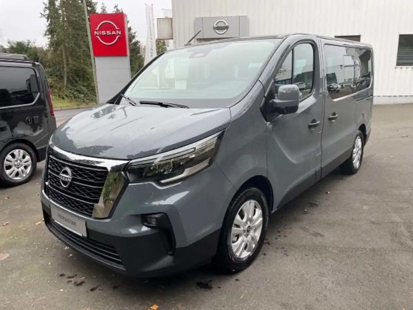 Nissan Primastar MY24 2,8t dCI 170 Tekna Autom. 8-Sitze Сірий - 2