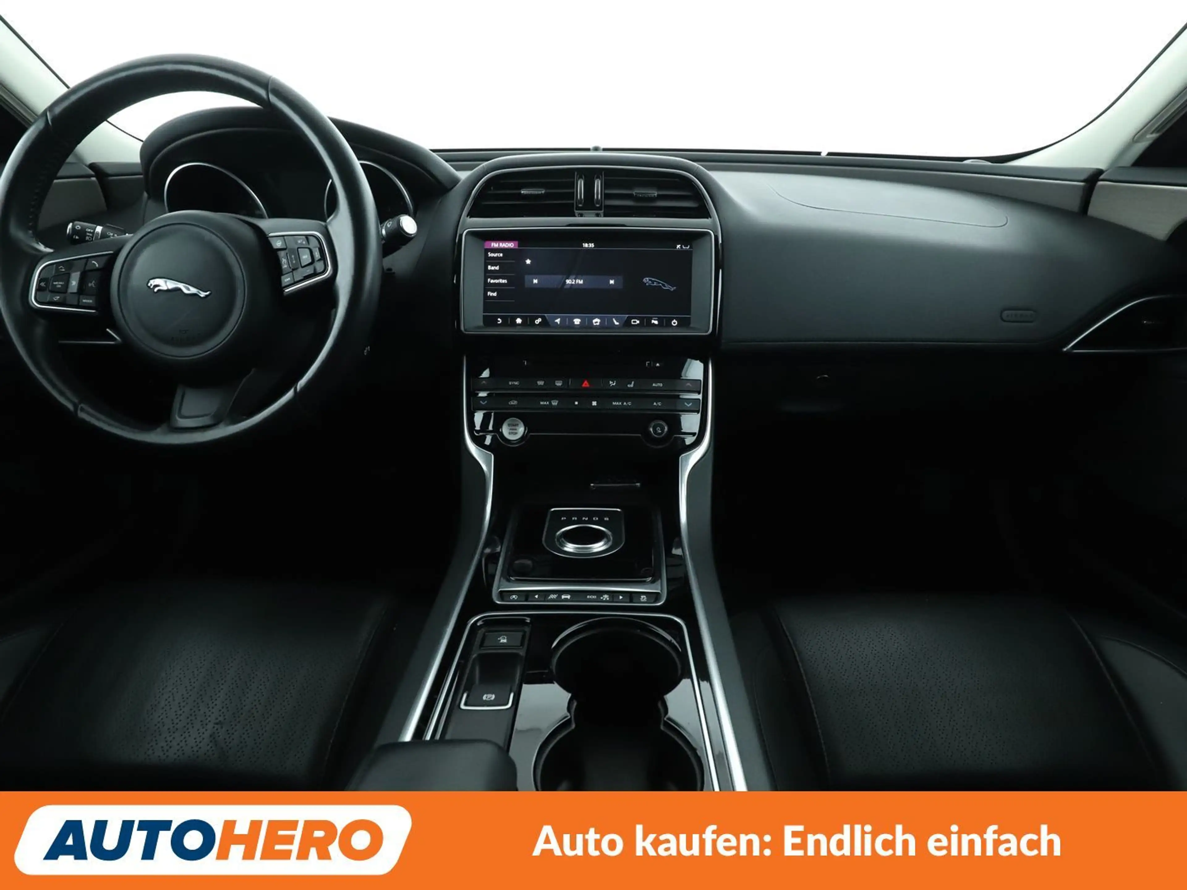 Jaguar XE 20d Portfolio Aut.*NAVI*CAM*BiXENON*SHZ*LHZ* — photo 12