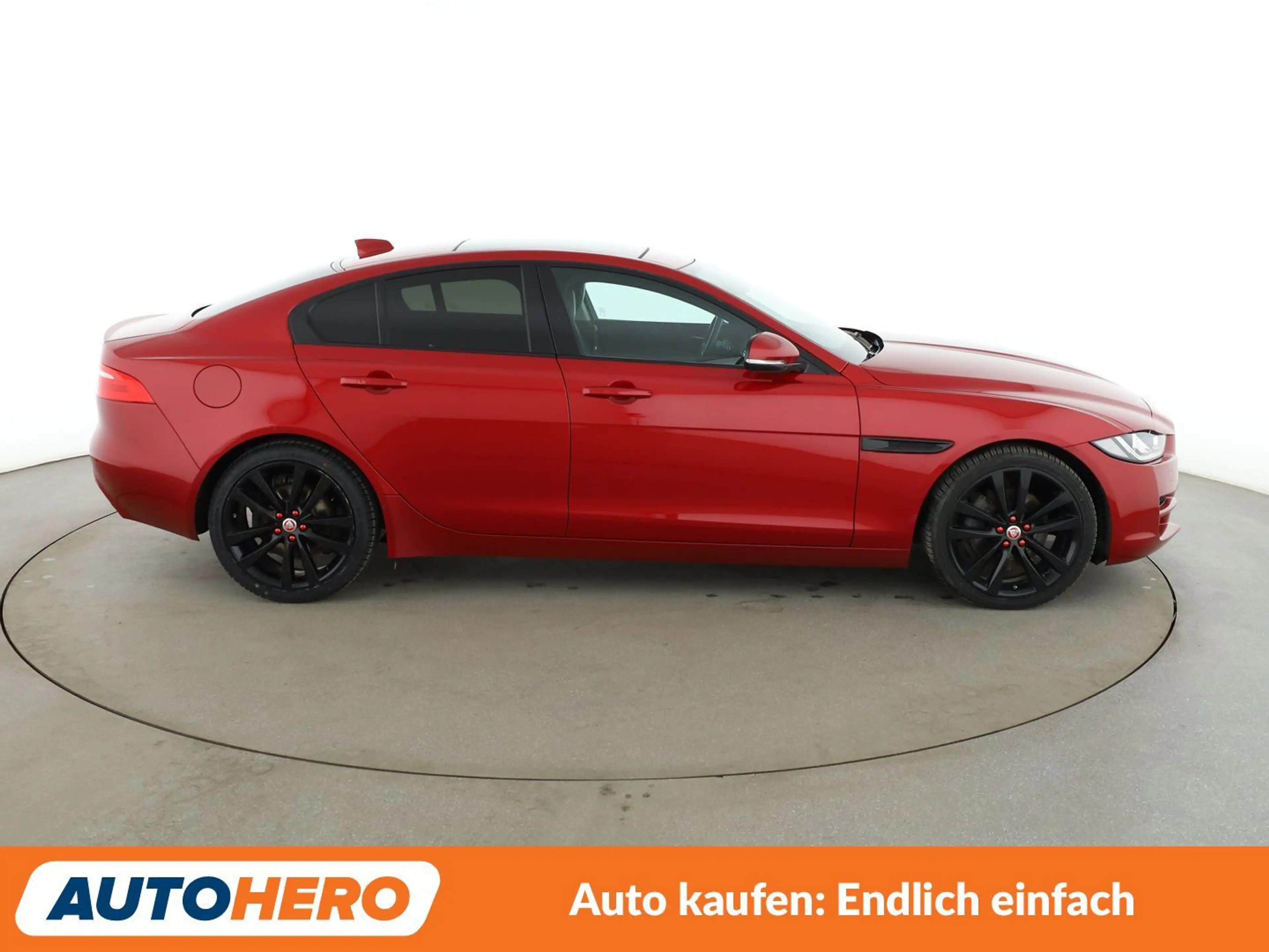 Jaguar XE 20d Portfolio Aut.*NAVI*CAM*BiXENON*SHZ*LHZ* — photo 7