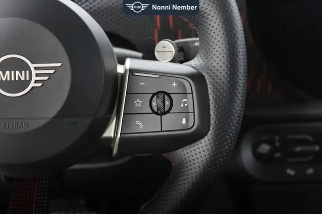 MINI Countryman view 21