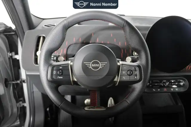 MINI Countryman view 18