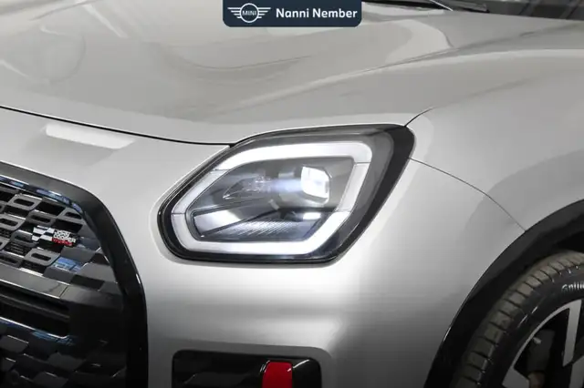 MINI Countryman view 5