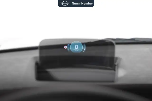 MINI Countryman view 10