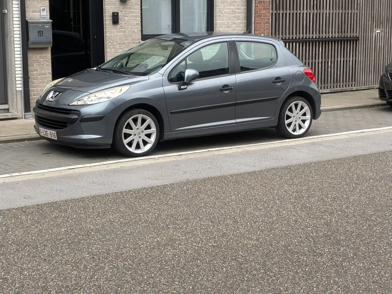 Peugeot 207