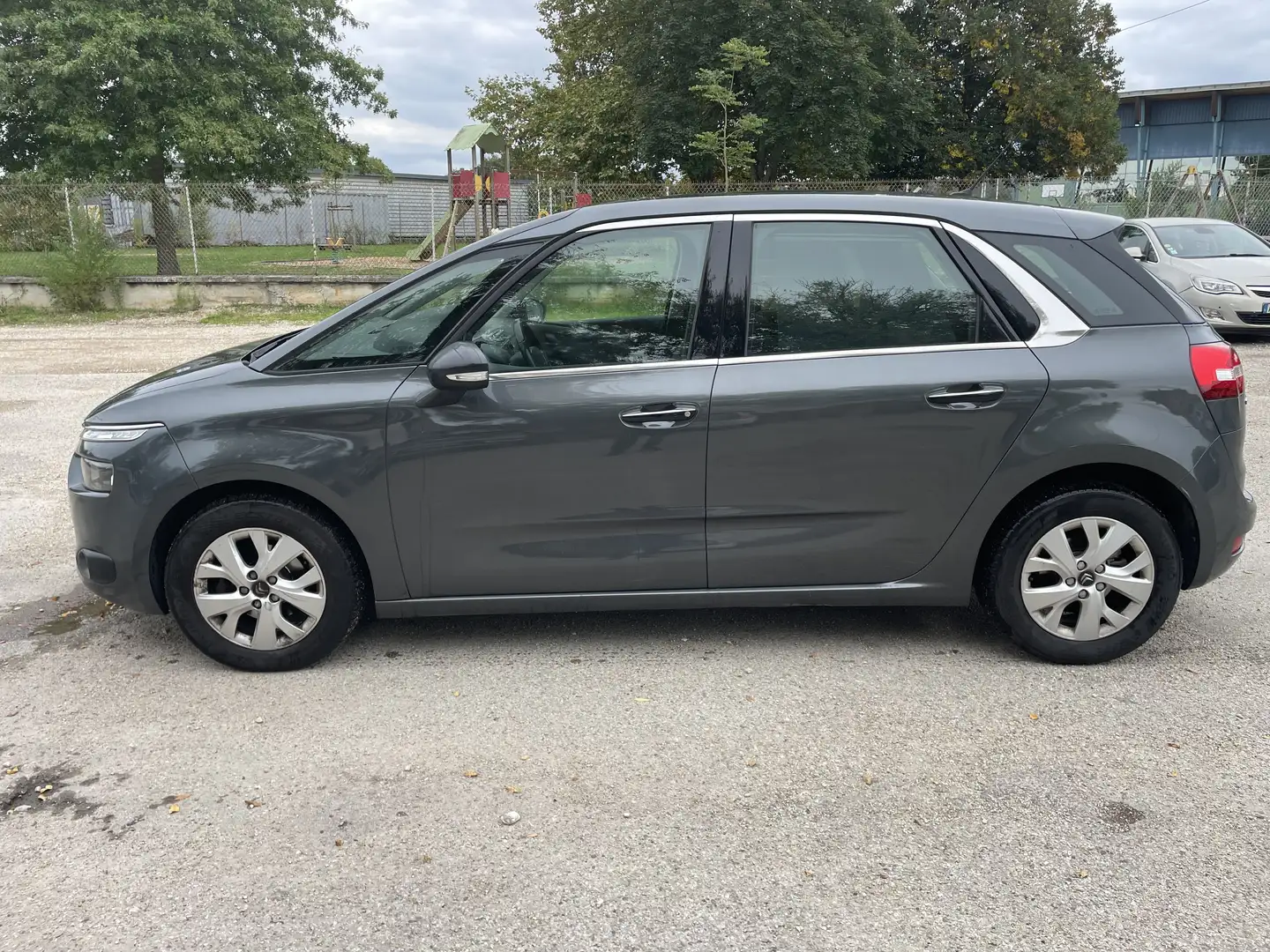 Citroen C4 Picasso C4 Picasso e-HDi 115 Attraction Gris - 2