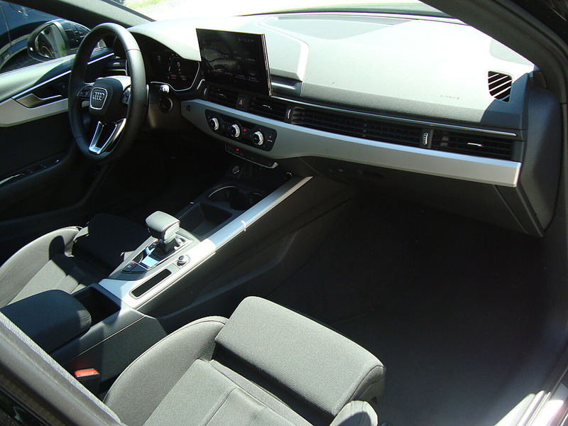 Audi A4 Avant 30 TDI S-Tr.1-Hand Virtual LED Standh Pan... — photo 6