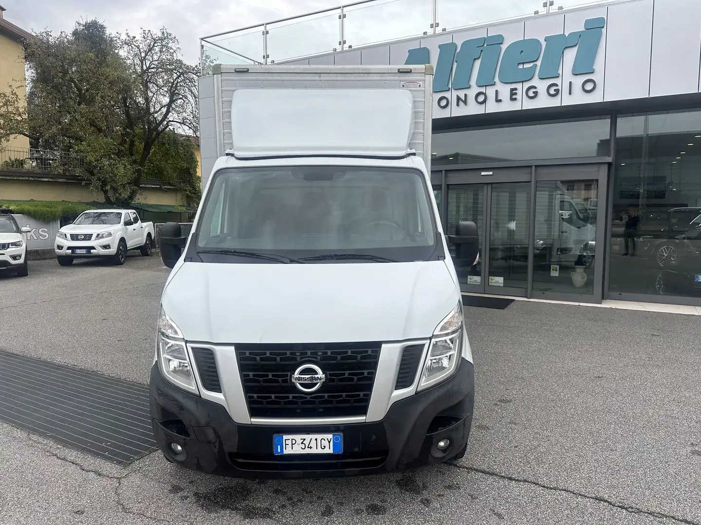 Nissan NV400 2.3dCi 130CV ContainerE6BClima4040x2050x2140kg1050 Blanc - 1