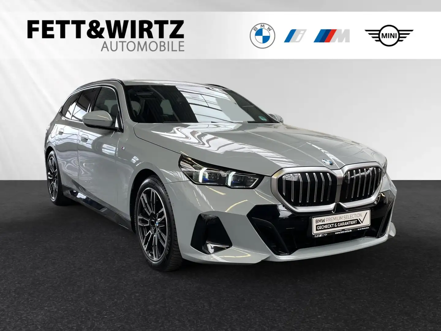 BMW 520 d xDrive Touring M Sport|AHK|Harman/Kardon Grau - 1