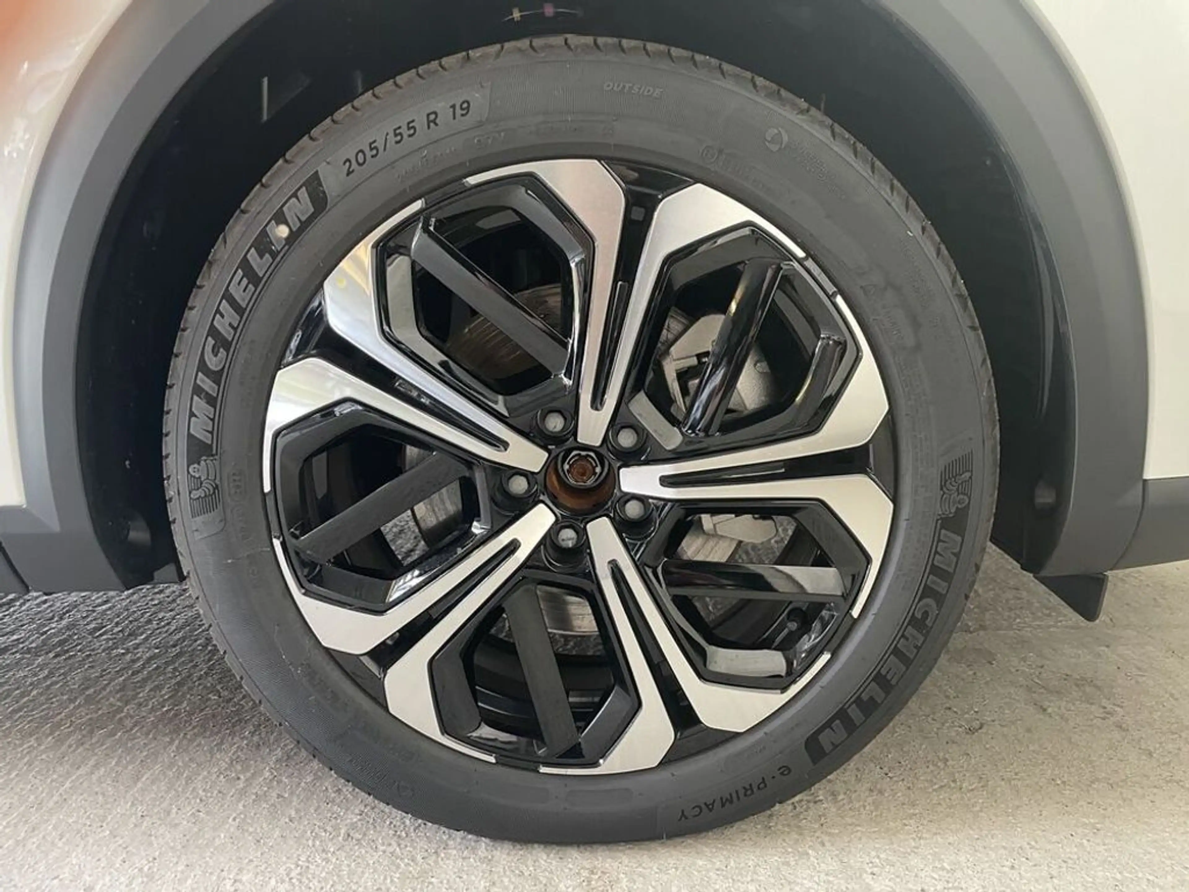 Citroen C5 X Shine Hybrid 225 — photo 6