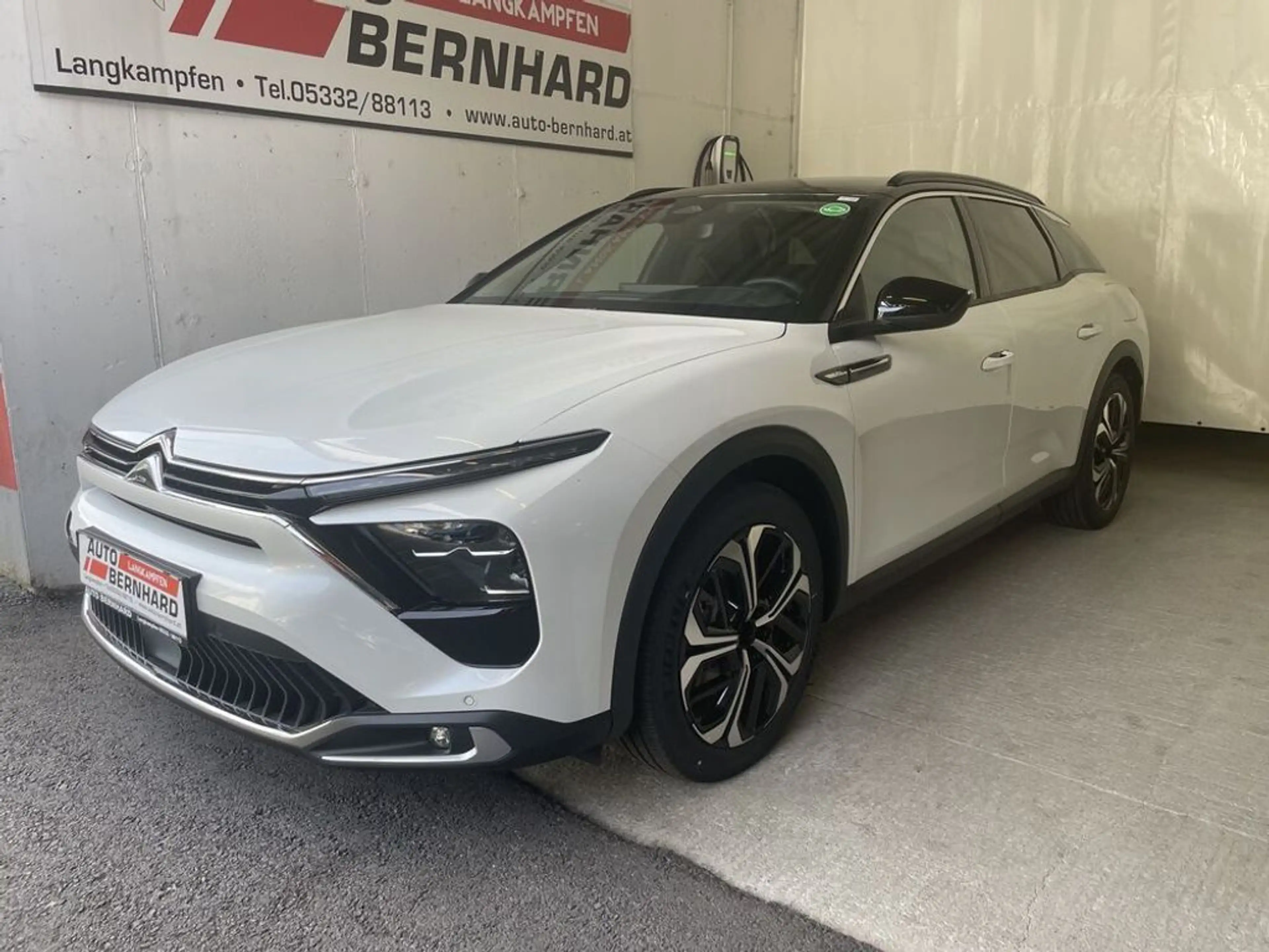 Citroen C5 X Shine Hybrid 225 — photo 3