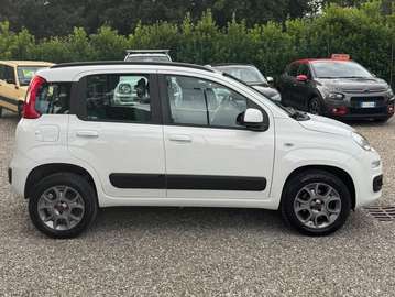 Panda III 2012 0.9 t.air t. natural power Lounge 80cv E6