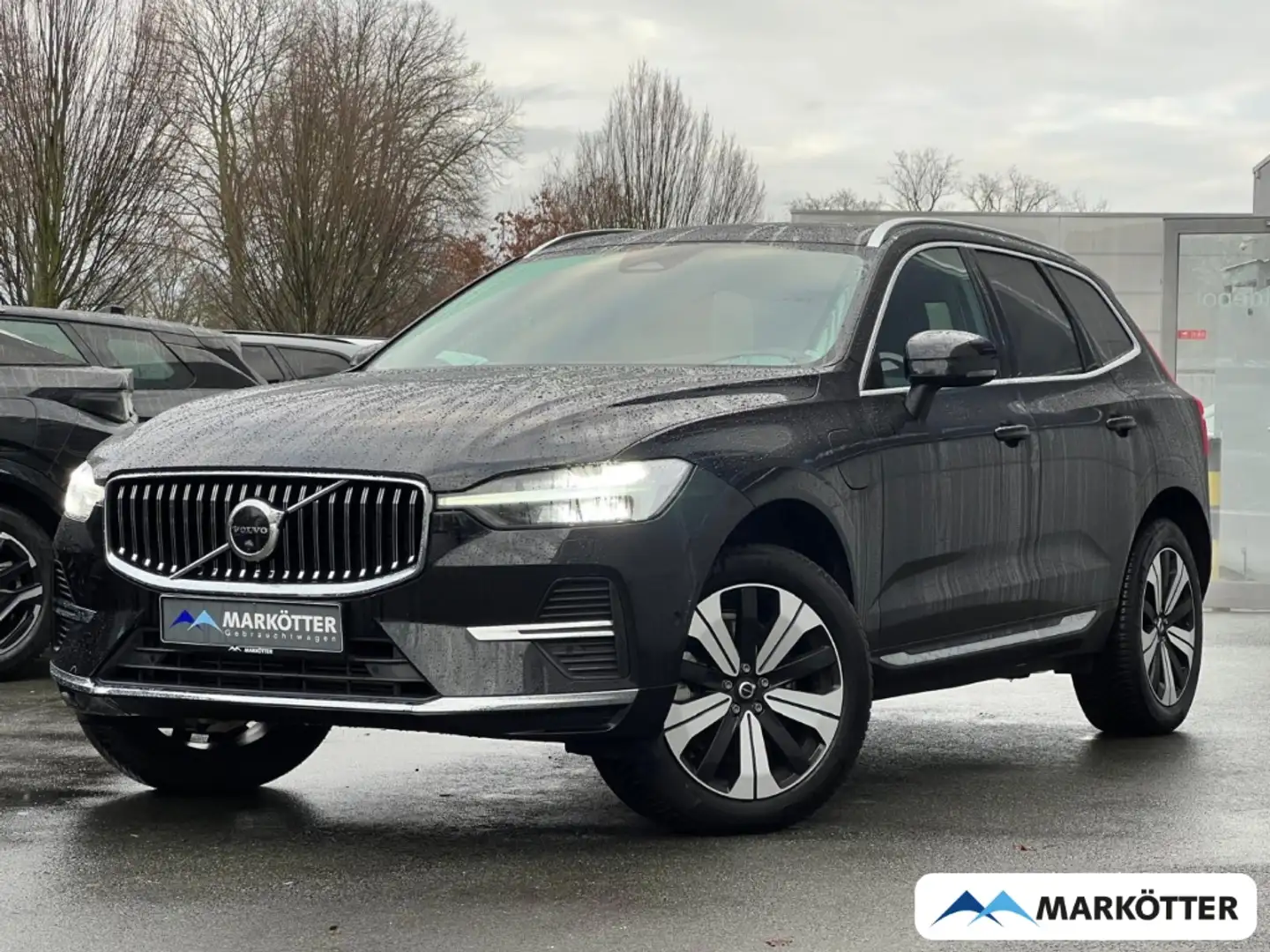 Volvo XC60 T8 AWD Inscription Recharge PDC/AHK/360°CAM/LED Schwarz - 1