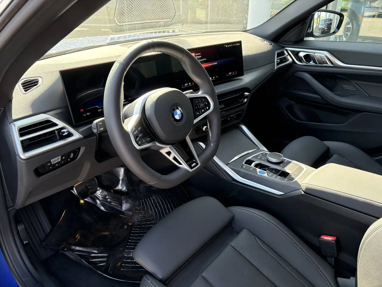 BMW i4 fotografie BMW i4