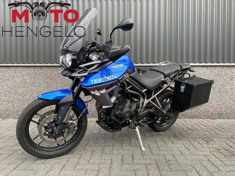 Triumph Tiger 800 - foto 3