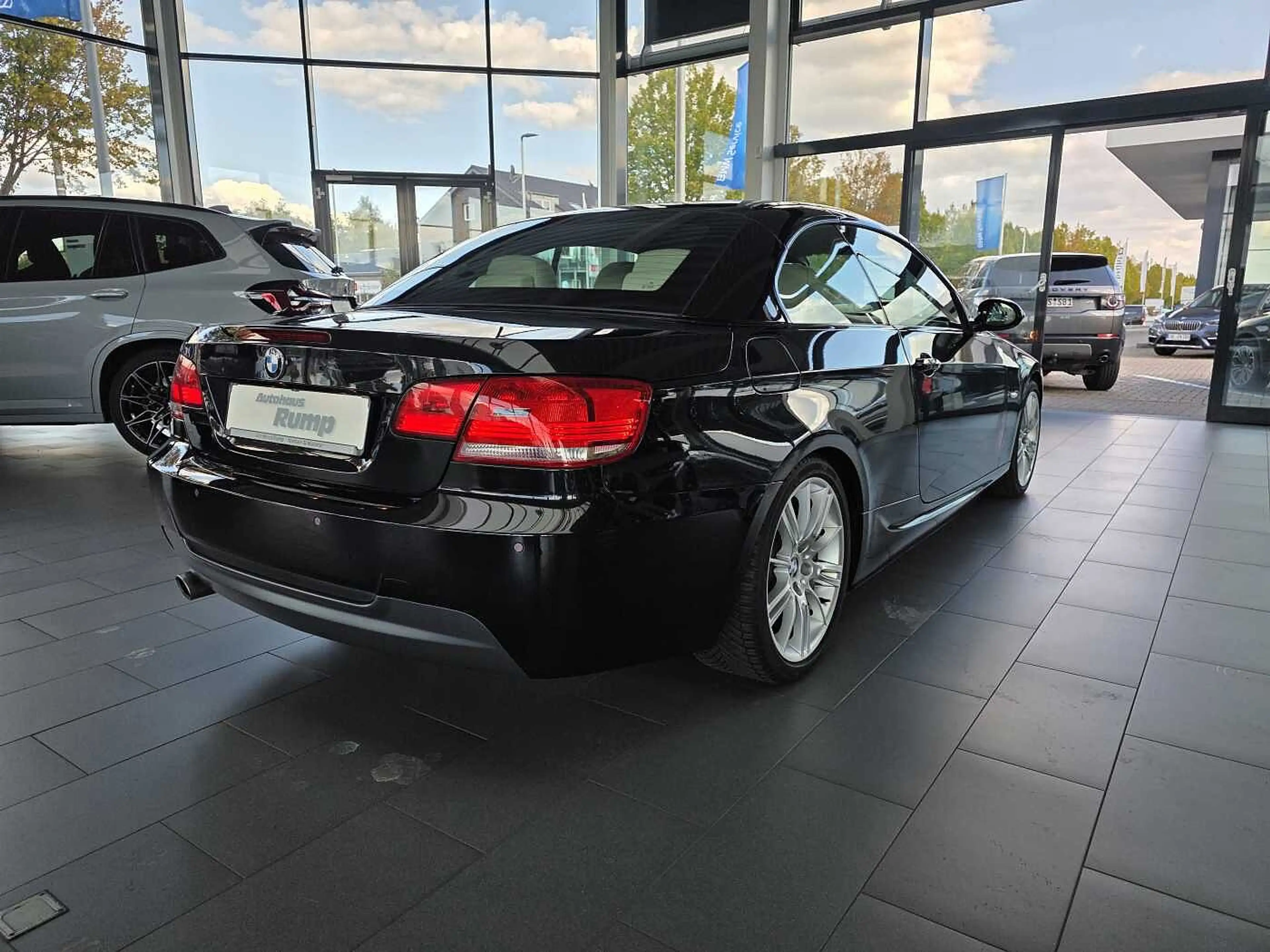 BMW 320 i M-Sport Shadow Line Cabrio Xenon/Memory/Sitzhzg — photo 7