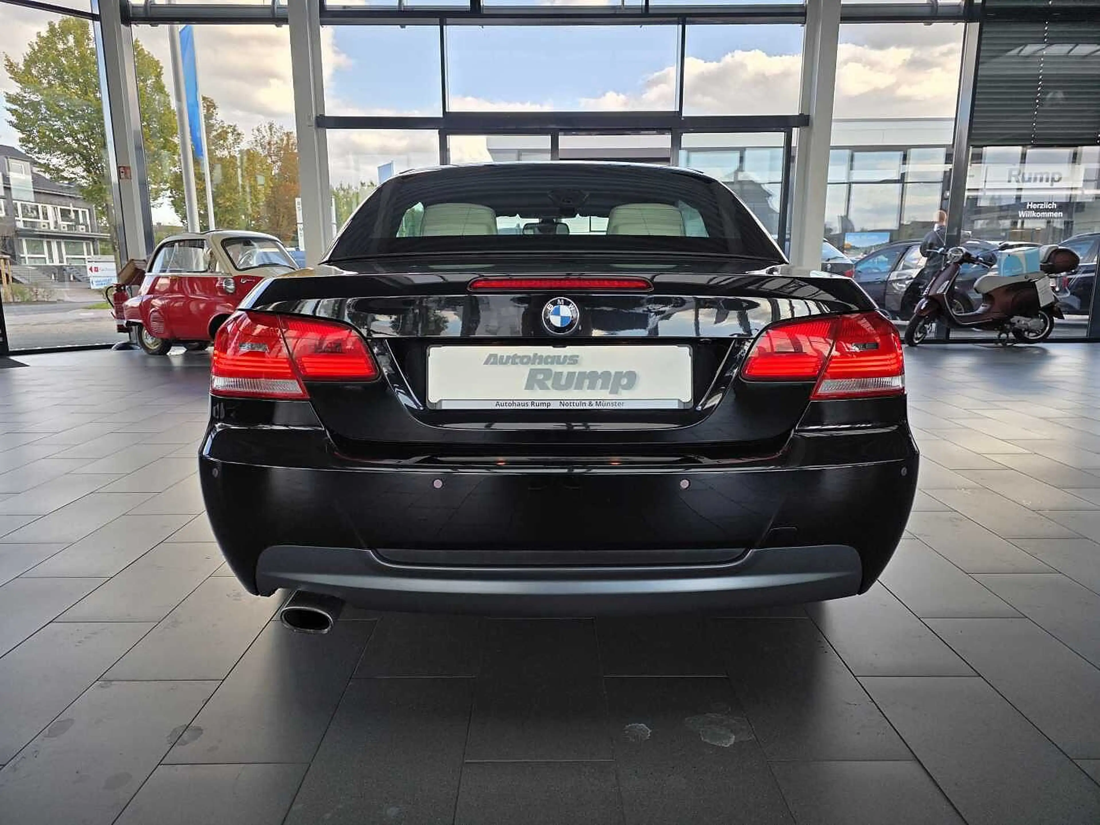 BMW 320 i M-Sport Shadow Line Cabrio Xenon/Memory/Sitzhzg — photo 8